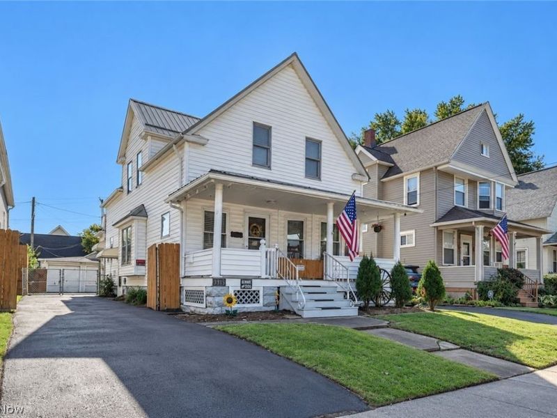 3919 Robert Avenue, Cleveland, OH 44109 Photo 3