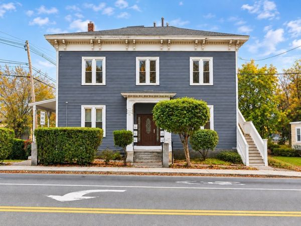 73 Nesmith St, Unit 4, Lowell, MA 01852