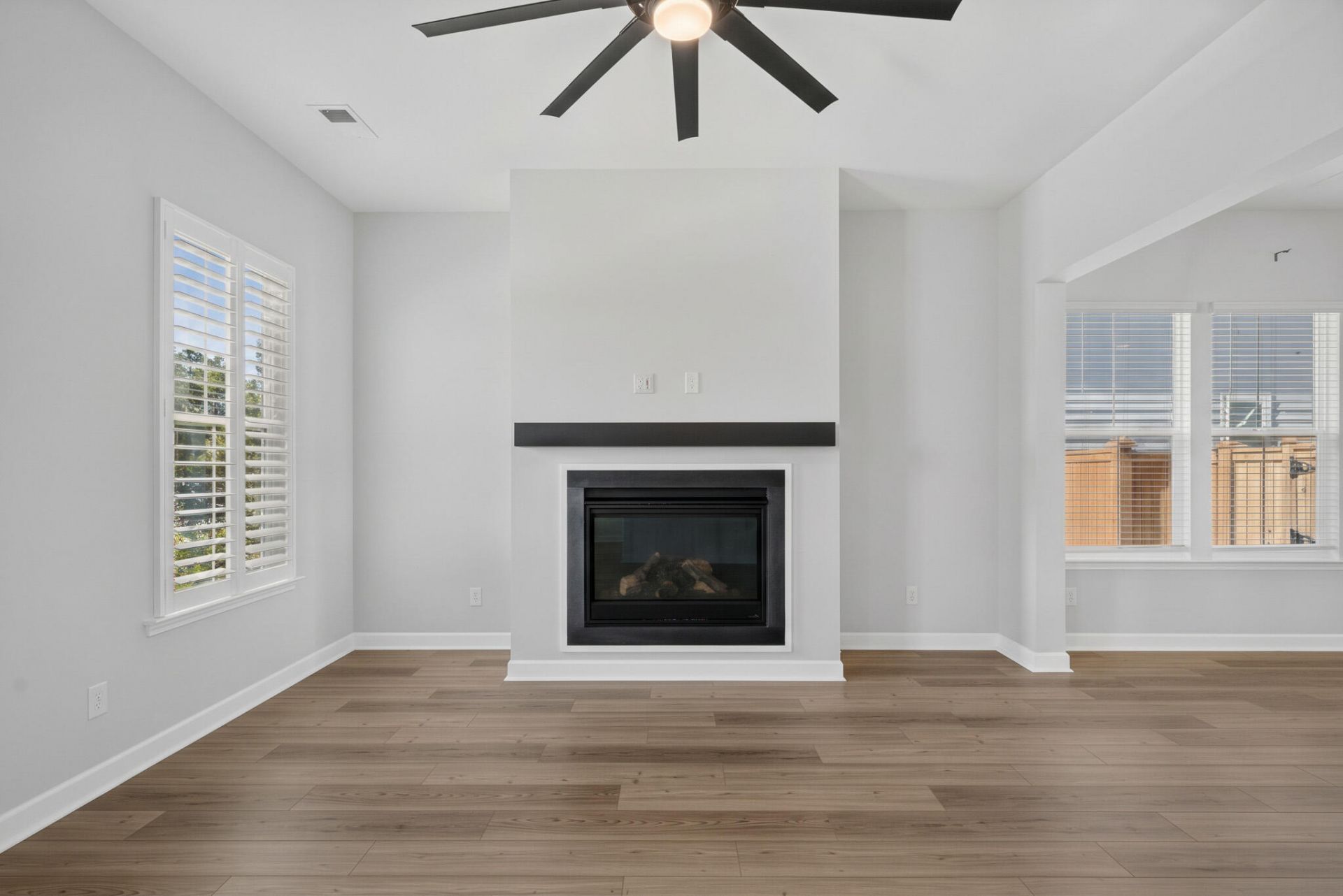 226 Midtown Avenue Photo 10