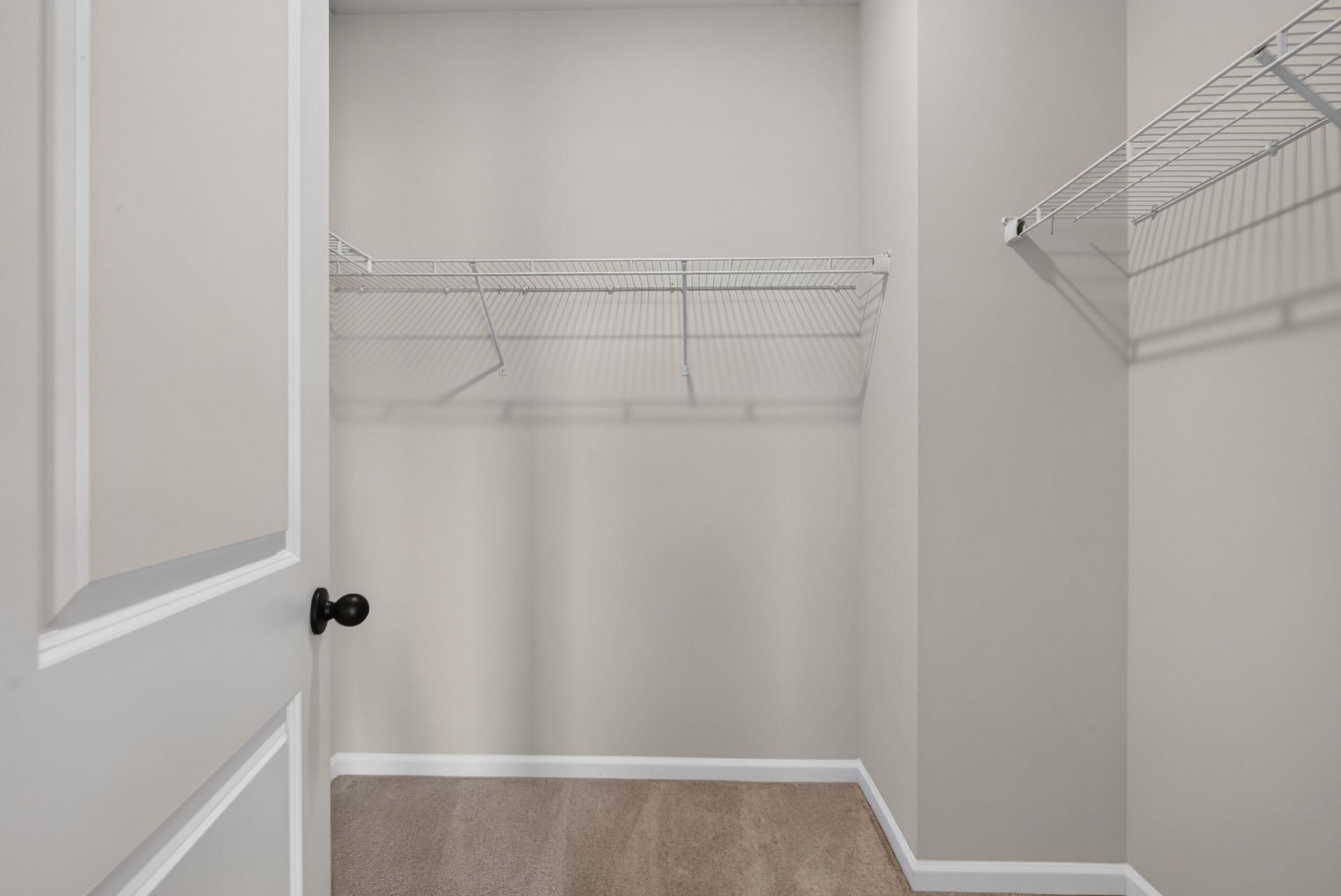 226 Midtown Avenue Photo 30