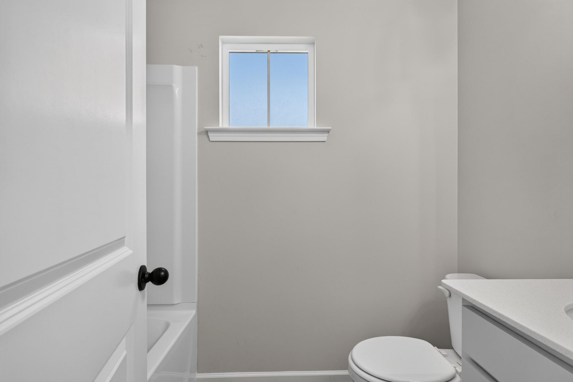 226 Midtown Avenue Photo 40