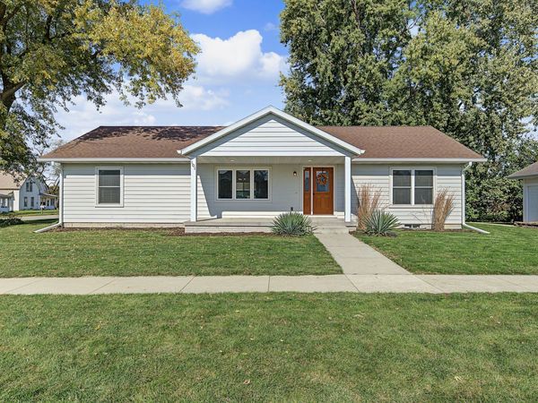 101 E Locust Street , Roland, IA 50236