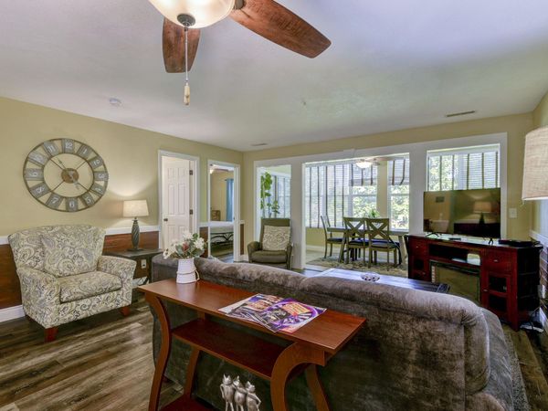 200 Golfview Drive, Unit 7, Branson, MO 65616