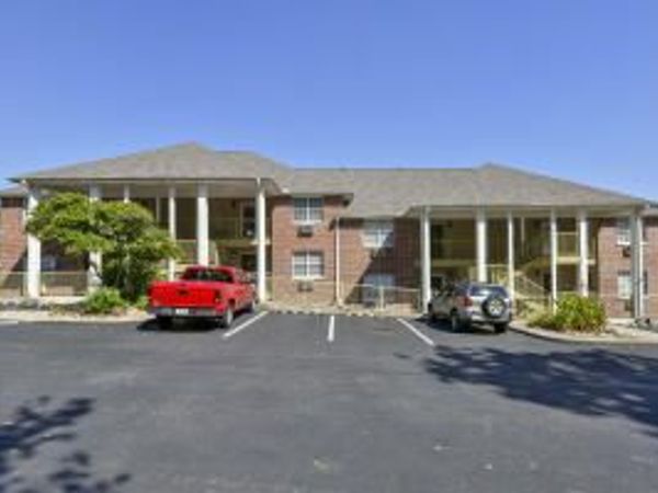 200 Golfview Drive, Unit C7, Branson, MO 65616