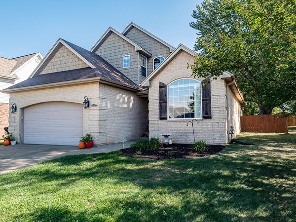 4406 N 8th Street , Ozark, MO 65721
