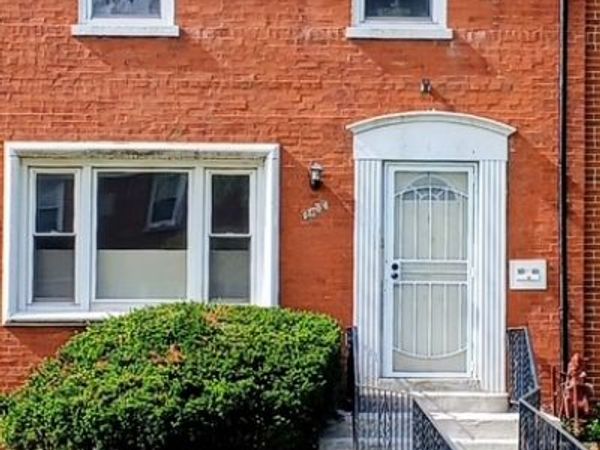 9604 S Euclid Avenue, Chicago, IL 60617