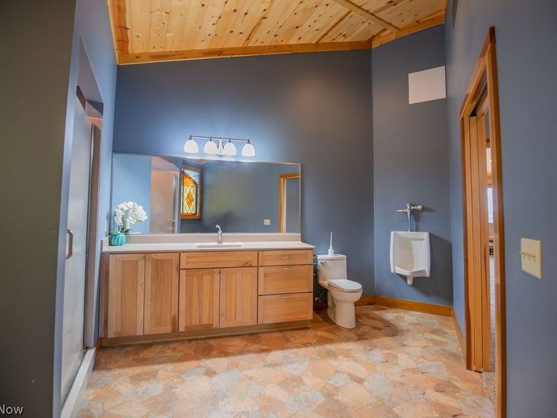 72 Cheyenne Trail, Malvern, OH 44644 Photo 22
