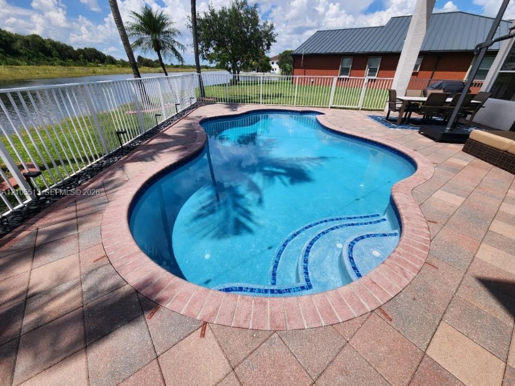 3920 SW 195th Ter, Miramar, FL 33029 | MLS ID A12105513 - The Keyes Company