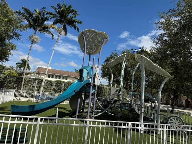 1042 SE 23rd Ter , Homestead, FL 33035 Photo