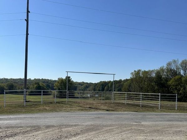 County Road 1170 , Stigler, OK 74462
