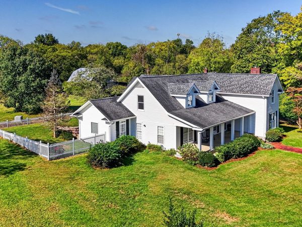 9547 Highway 72 , Loudon, TN 37774