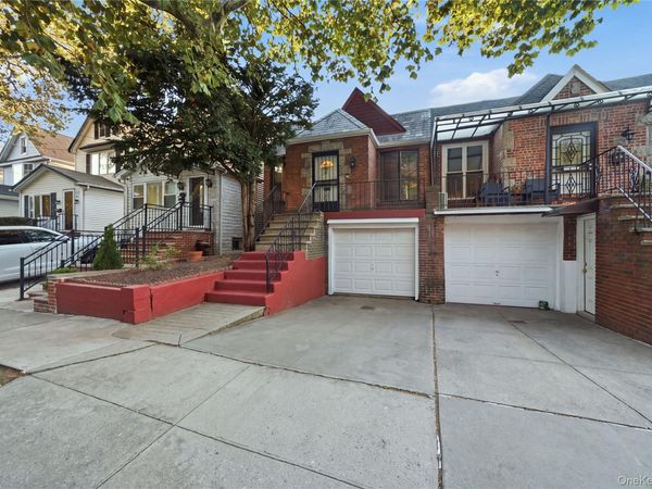62-16 84th Street , Middle Village, NY 11379