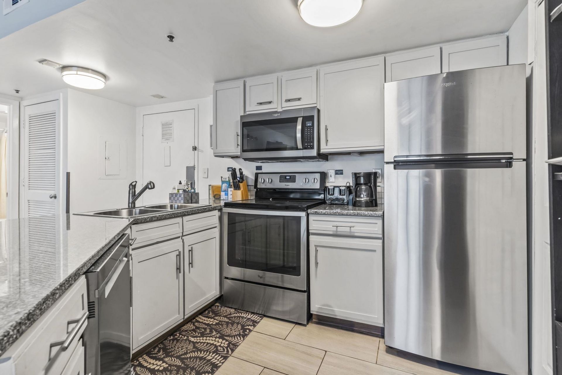 1605 S Ocean Blvd.  Photo 8