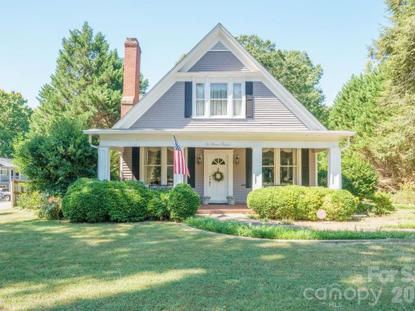 618 S Aspen Street , Lincolnton, NC 28092