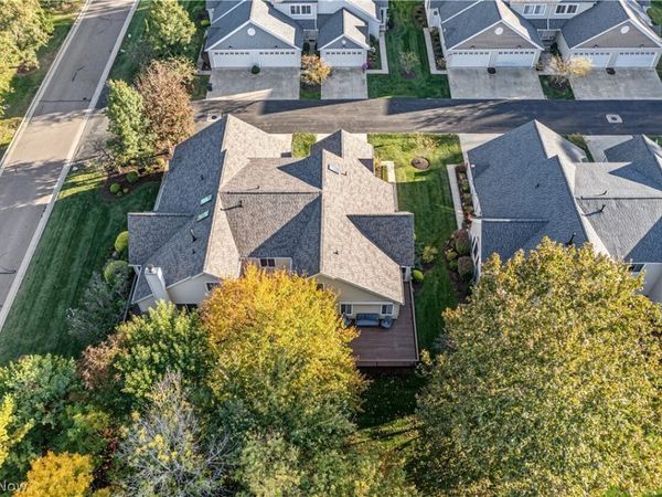 1284 Canyon View Road , Sagamore Hills, OH 44067