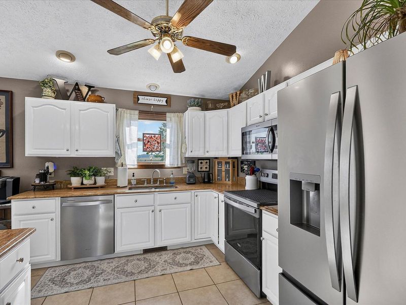1614 S Charleston Road, Jamestown, OH 45335 Photo 6