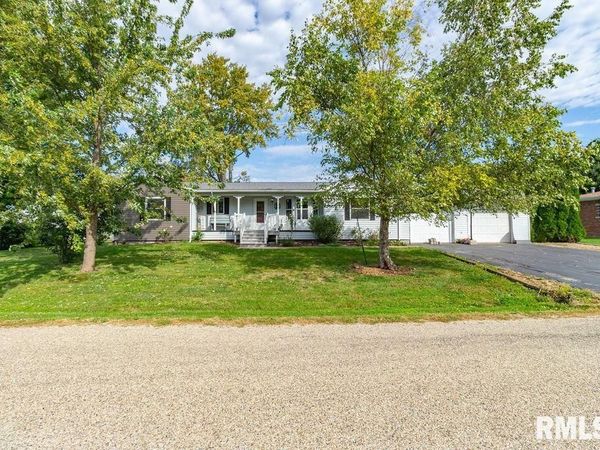 101 E JAMES Street, Yates City, IL 61572