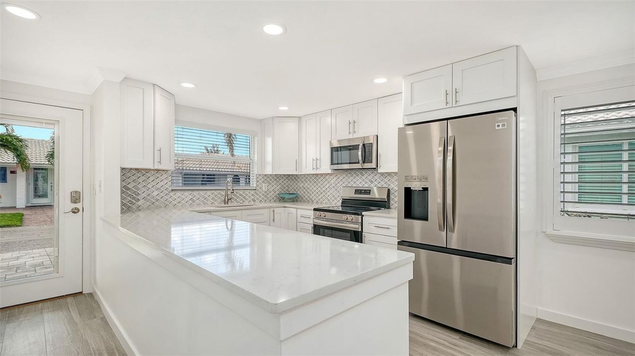 917 Spanish Drive N, Longboat Key, FL 34228 Photo
