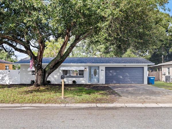 110 N NIMBUS AVENUE , CLEARWATER, FL 33765
