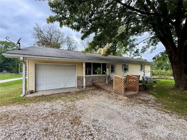 31575 Old Monticello Road , Canton, MO 63435