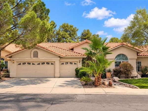 9108 Covered Wagon Avenue , Las Vegas, NV 89117