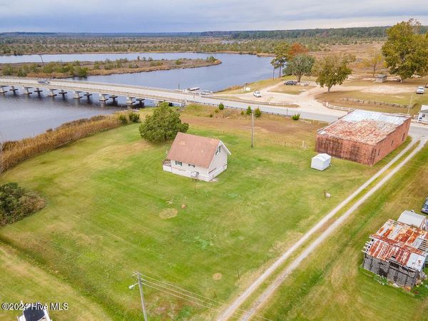 110 Wetherington Landing Road , Stella, NC 28582