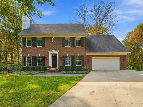 2 Audrey Court NE, Iowa City, IA 52240