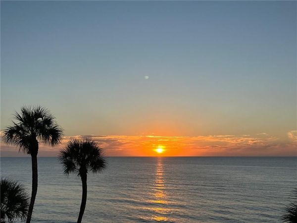 2885 Gulf Shore BLVD N, Unit 304, NAPLES, FL 34103