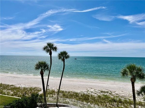2885 Gulf Shore BLVD N, Unit 304, NAPLES, FL 34103