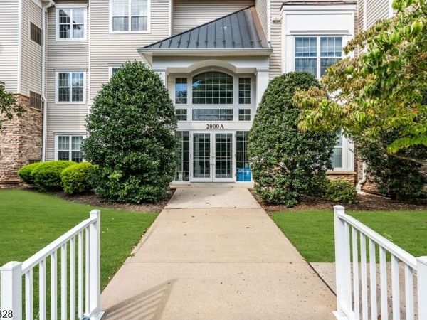 2304 Conrad Way, Franklin, NJ 08873