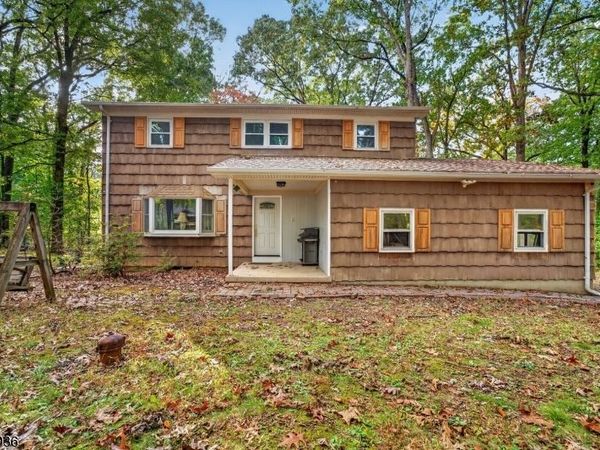 43 Potterstown Rd, Clinton, NJ 08833