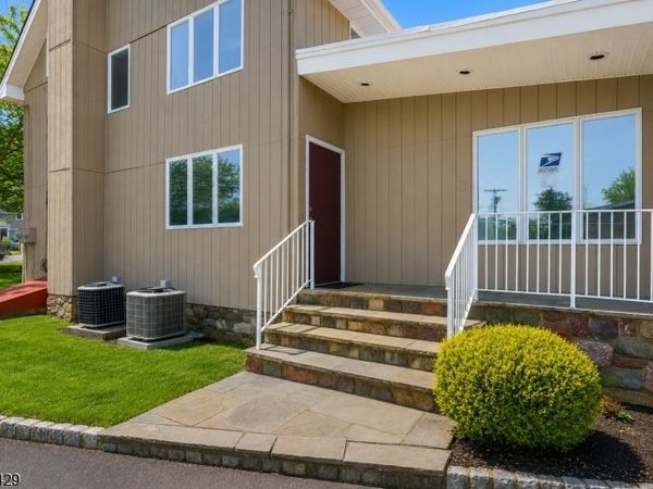 328 Green Pond Rd, Rockaway, NJ 07842