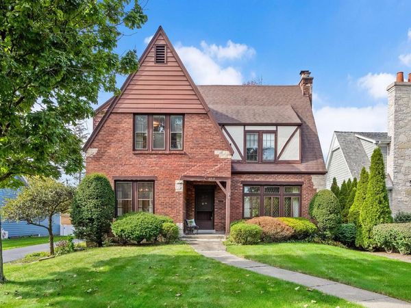 4910 Grand Avenue, Western Springs, IL 60558