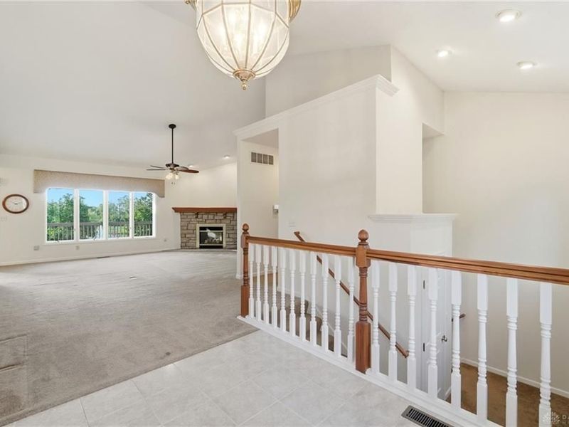 812 Valley View Point, Springboro, OH 45066 Photo 11