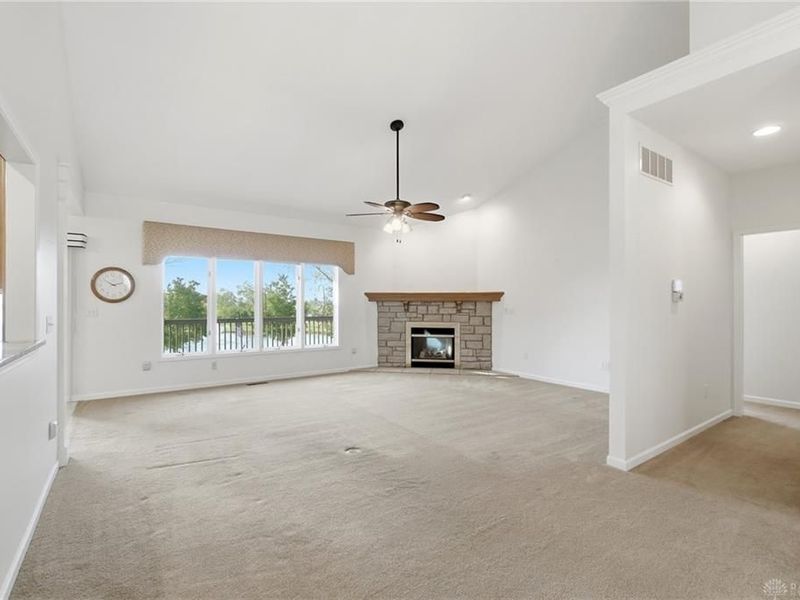 812 Valley View Point, Springboro, OH 45066 Photo 12