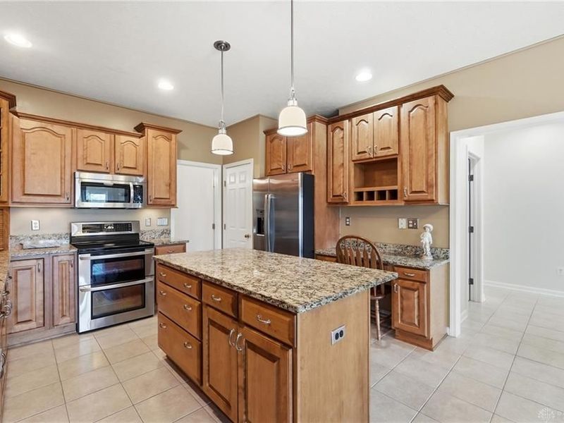 812 Valley View Point, Springboro, OH 45066 Photo 17