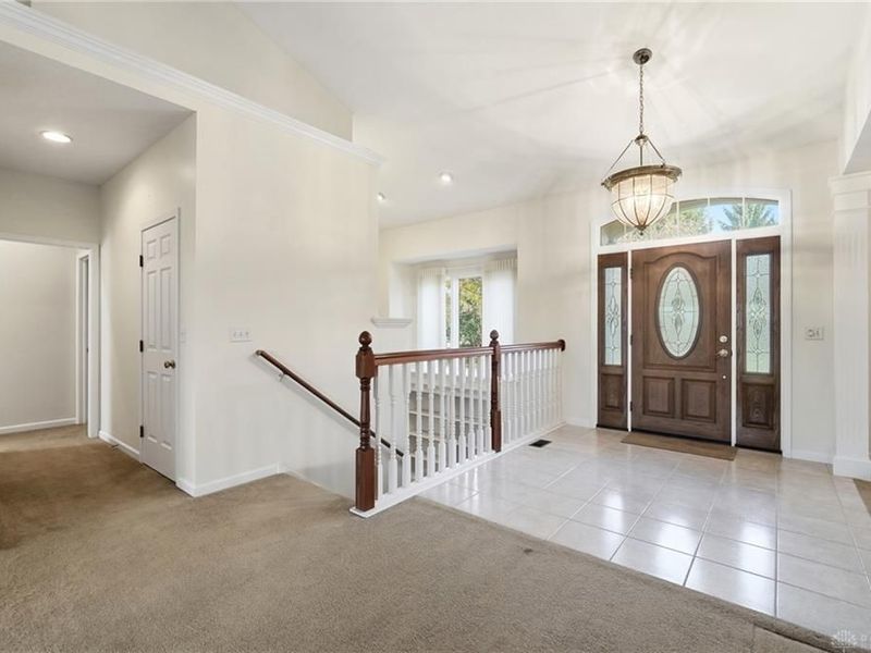 812 Valley View Point, Springboro, OH 45066 Photo 8
