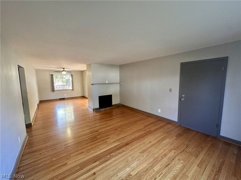 114 Greencrest Terrace, Unit D, Akron, OH 44313 Photo 2