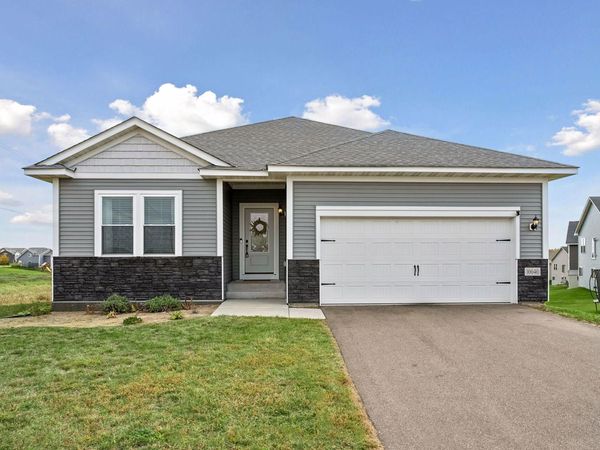 10040 Twin Lakes Parkway, Elk River, MN 55330
