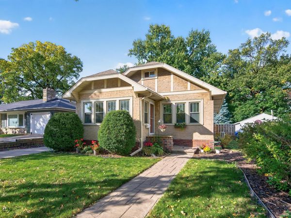 953 Hall Avenue, West Saint Paul, MN 55118