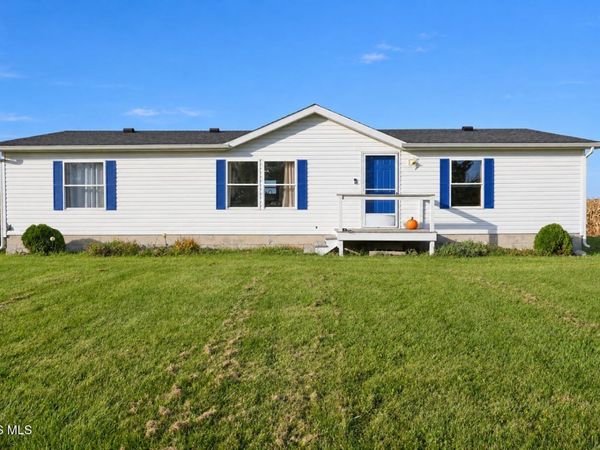 10356 County Road M , Napoleon, OH 43545
