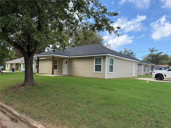 229 Elm Street , Durant, OK 74701