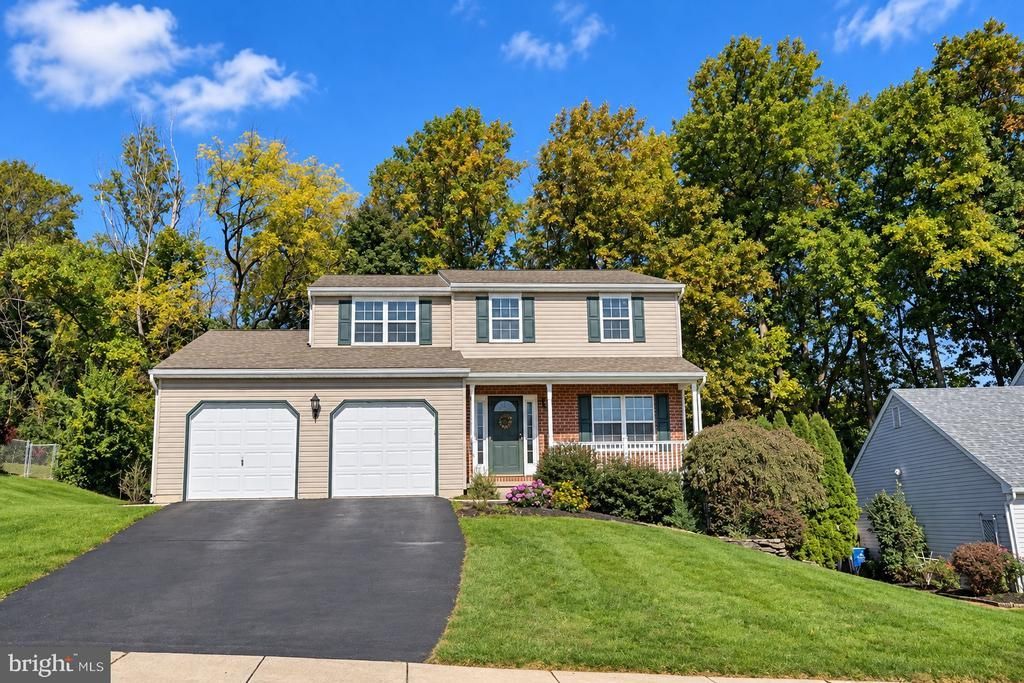 44 PATTERSON DRIVE, ROBESONIA, PA 19551
