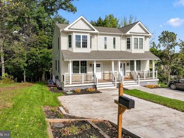 7 ORCHARD ALLEY, SPRING CITY, PA 19475