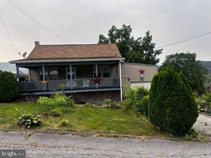303 16th Street , Saxton, PA 16678 Main Photo