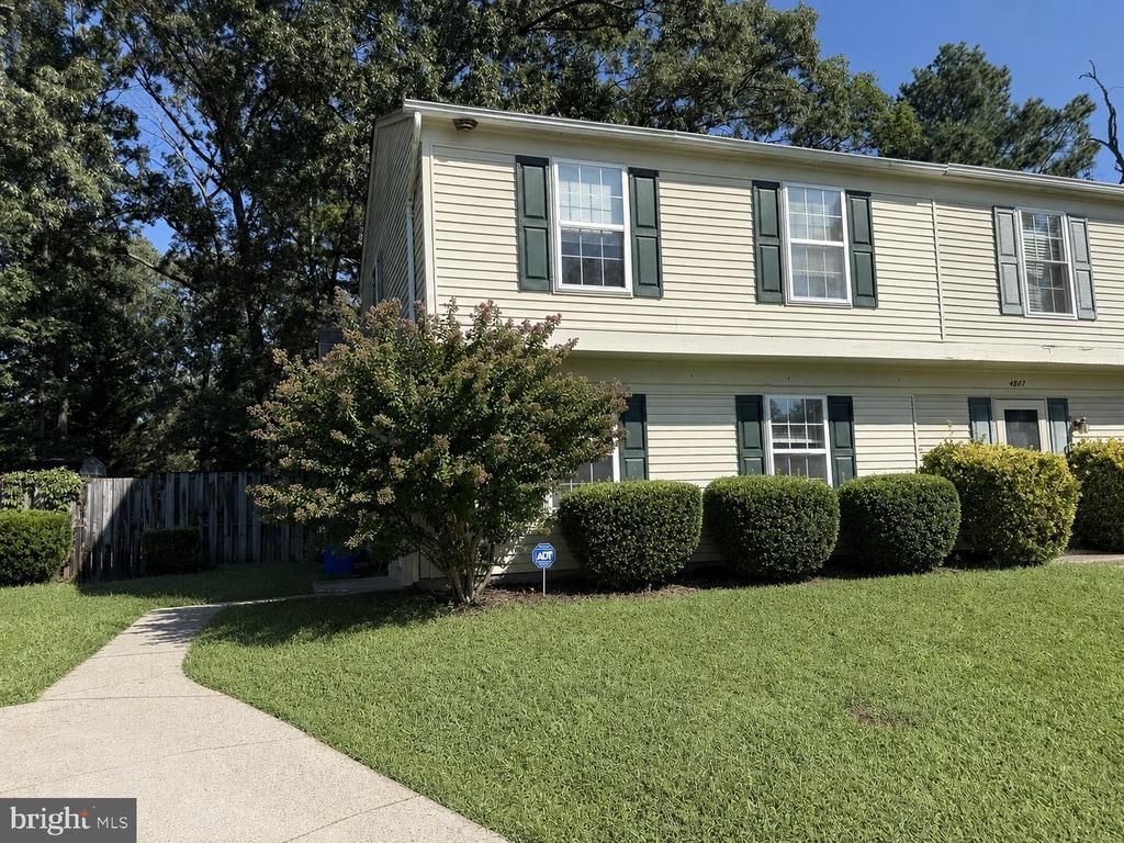 4805 UNDERWOOD COURT, WALDORF, MD 20602