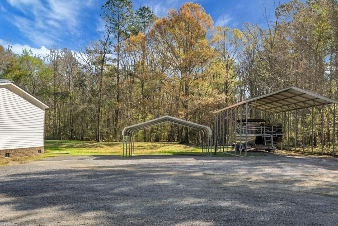 274 Rae Lane Photo 9