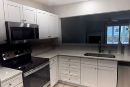 855 Sandlake Drive photo 4