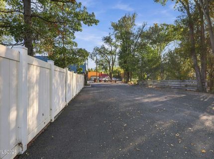 1671 U.s. Hwy 395, Minden, NV 89423 Photo