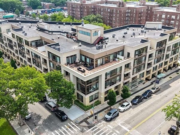 64-05 Yellowstone Boulevard , Unit 409, Forest Hills, NY 11375